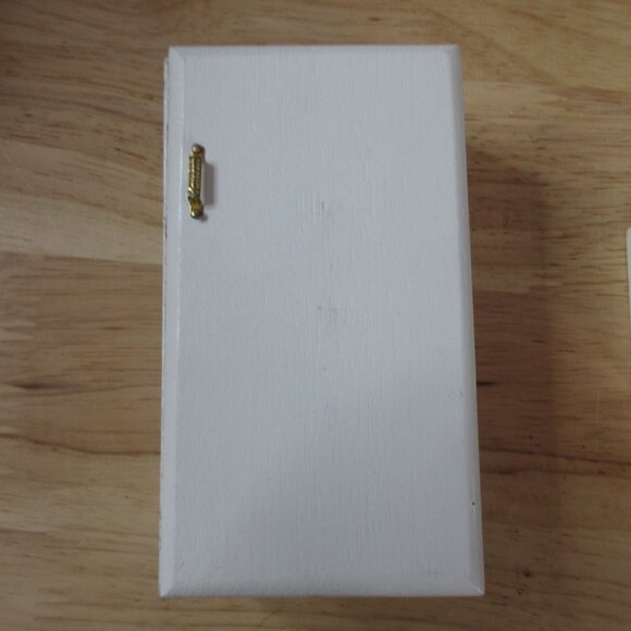 Chadwick Miller White Wooden 4pc Wooden Miniature Kitchen Set #93744 - Picture 11 of 11